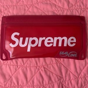 Supreme Seal Line